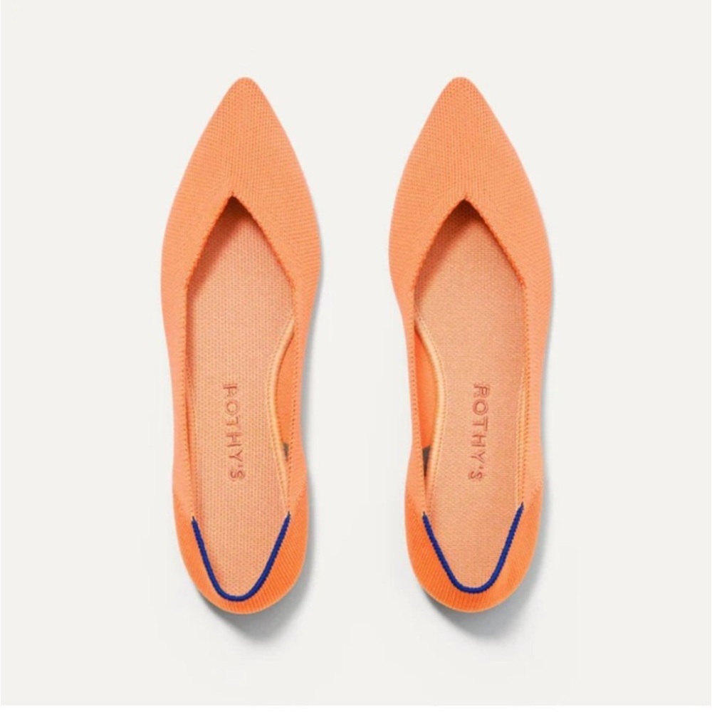 NWOT Rothy’s tangerine/peach point flats!